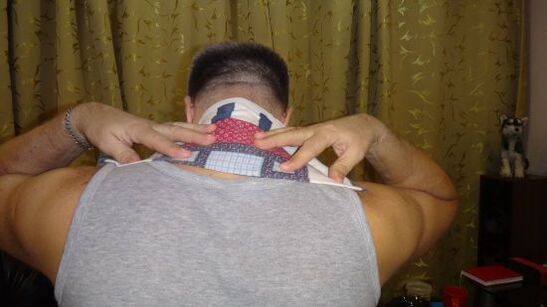 Θεραπευτική κομπρέσα για αυχενική οστεοχονδρωσία